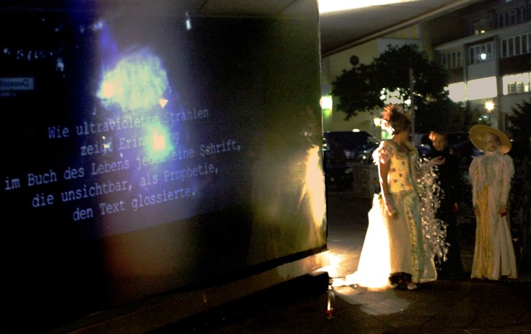 TRAUM LUX CAFE Performance