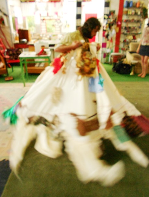 A saia do mundo gira