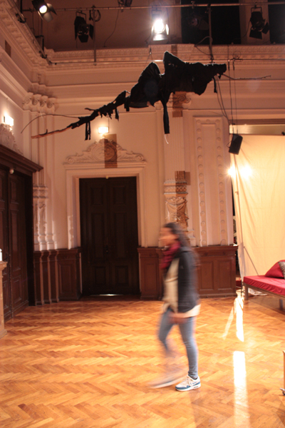 Schwarz tragen arianne vitale cardoso process