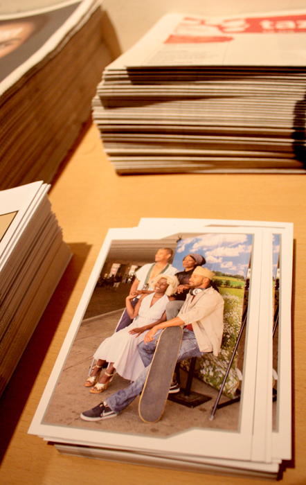 Schwarz tragen arianne vitale cardoso folder